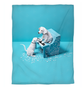 Mythical phoenix pattern on stylish duvet cover.